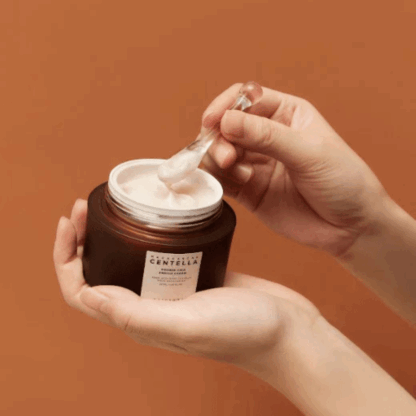 Crema de fata hidratanta Skin1004 Madagascar Centella Probio-Cica Enrich 50ml - imagine 3